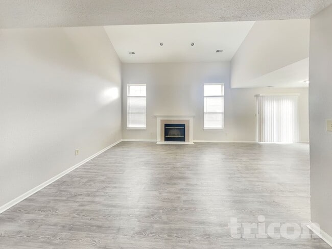 Photo - 6503 Townsend Way