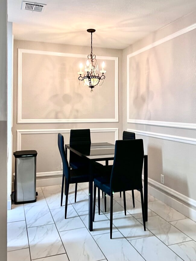 Photo - 3602 Gaylord Dr Unit 150