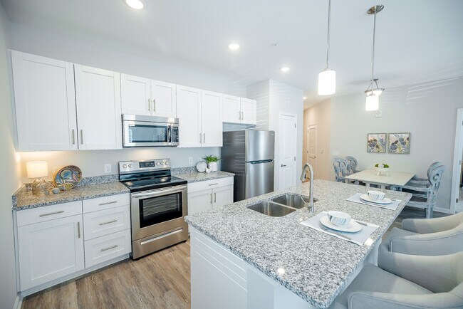 Grand Oaks Apartments in Burlington, NC