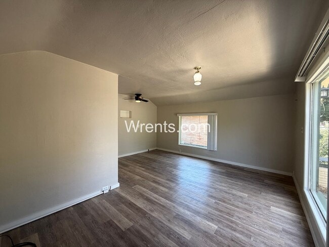 Photo - 512 E Liberty Ave