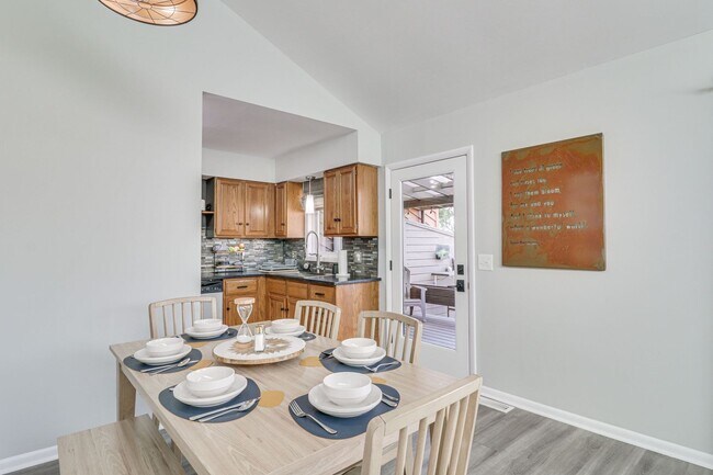 Photo - Modern 3BR Duplex with Abundant Natural Light