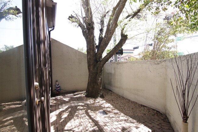 Photo - 2602 Rice Boulevard