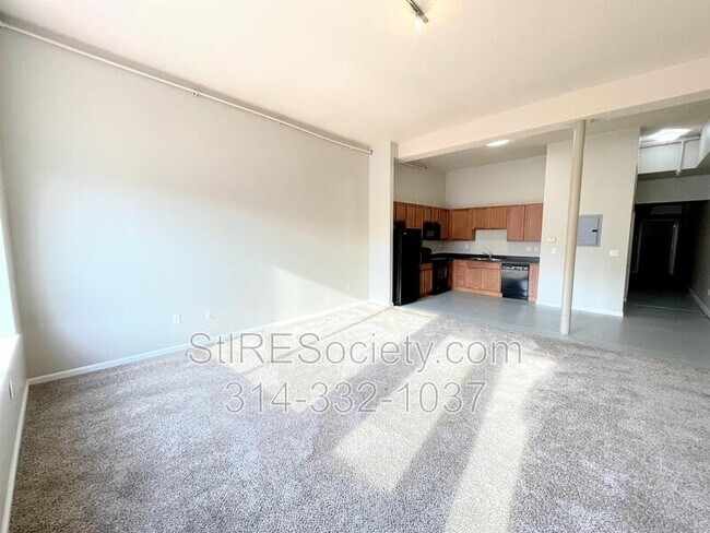 119 Blow St