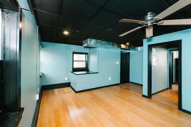 Photo - 922 Western Ave Unit WT 922- 2R