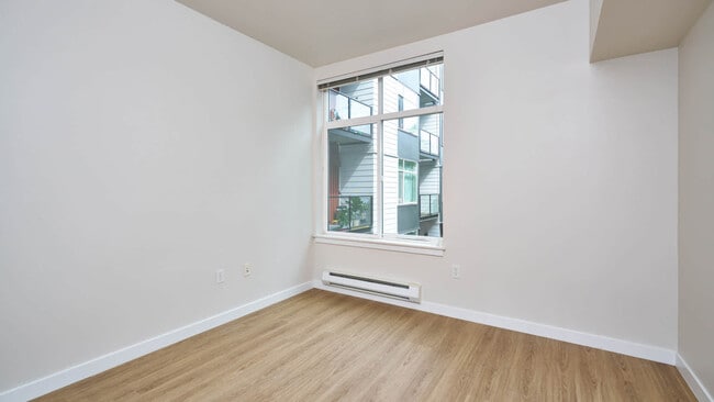 Dormitorio con suelo de superficie dura - Veloce