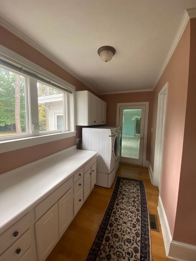 Photo - Beautiful 3 BR/2.5 BA Waterfront Home on Trent River!