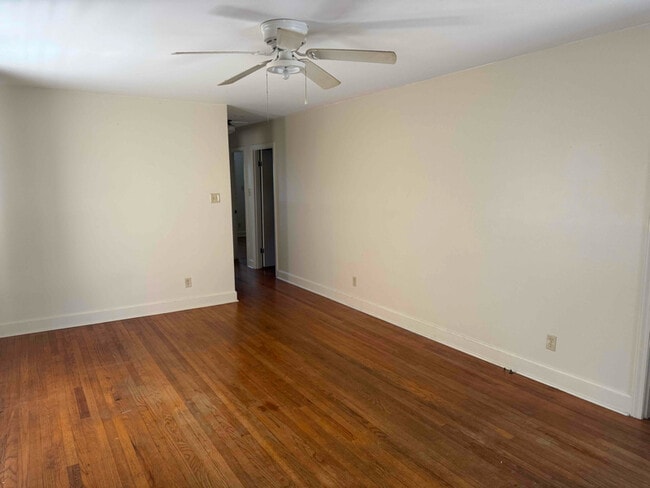 Photo - 1118 Sherwood Dr