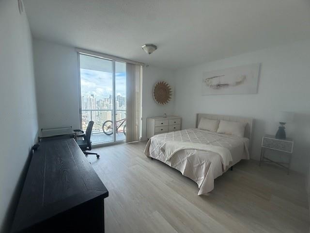 Building Photo - 185 SW 7th St Unit 3803 Rental
