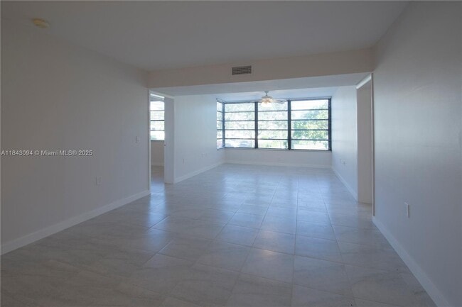 Photo - 1717 Whitehall Dr