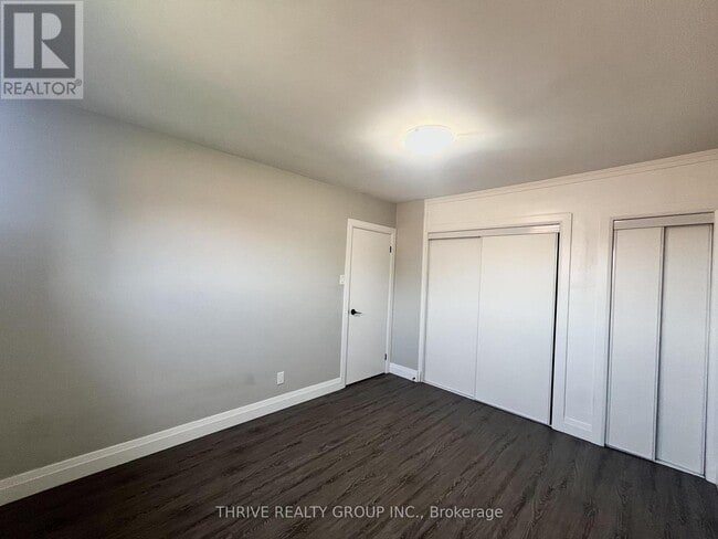 Photo - 106 King Edward Ave Unit 7