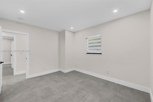 Photo - 345 Sarto Ave