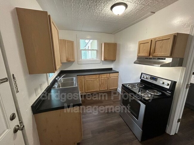 Photo - 167 W Hudson Ave