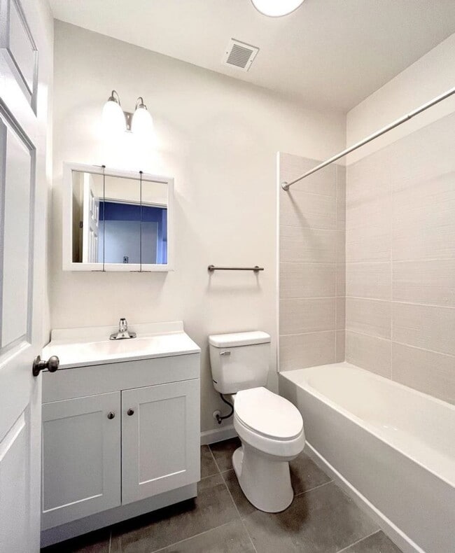 Photo - Bella Vista Ansonia