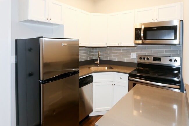 Photo - 817 W Lakeside Pl Unit 501