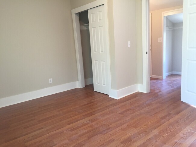 Photo - 4251 9th Ave NE