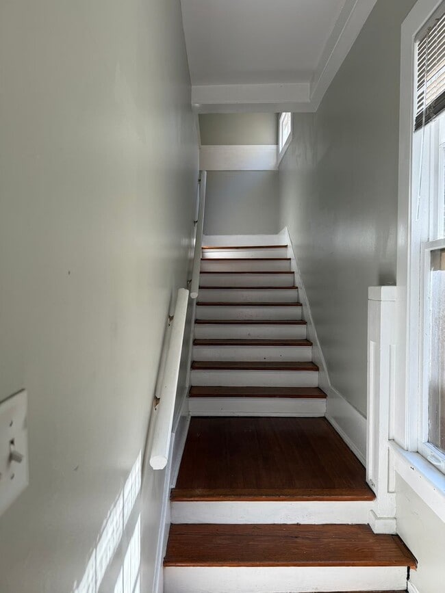 Photo - FOR RENT