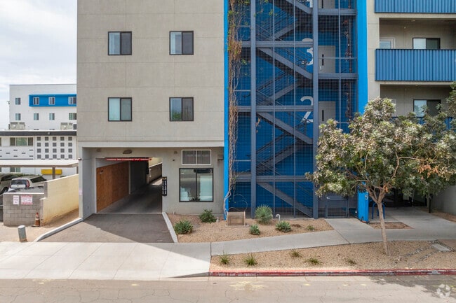 Acacia Heights