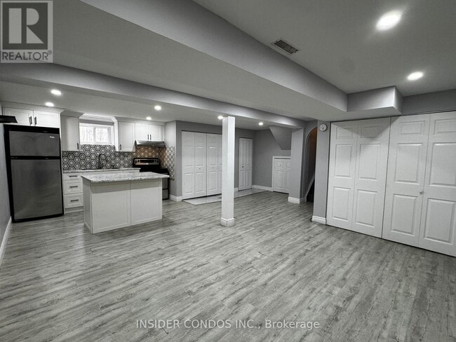 Photo - 49 Doncaster Dr