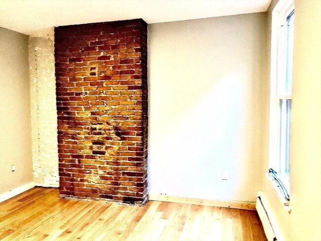 Photo - 24 Bradford St Unit 2