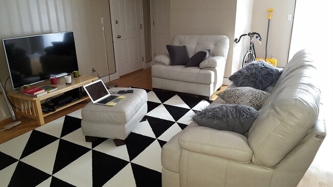 Photo - 24 Forge Pond Unit UH