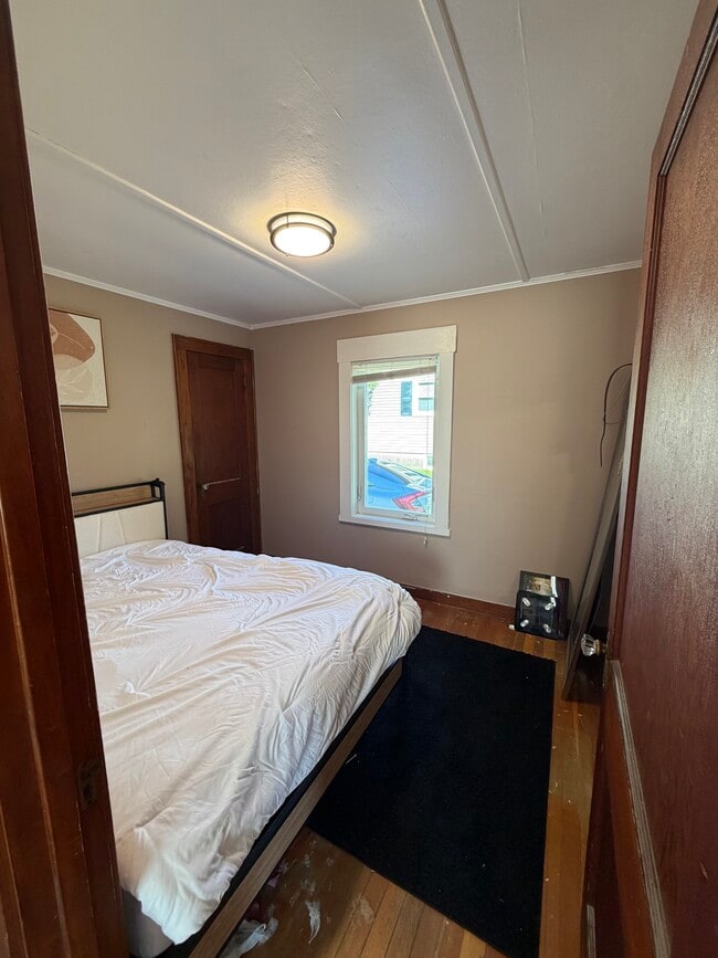 Photo - 34 Pride Rd Unidad Room for rent