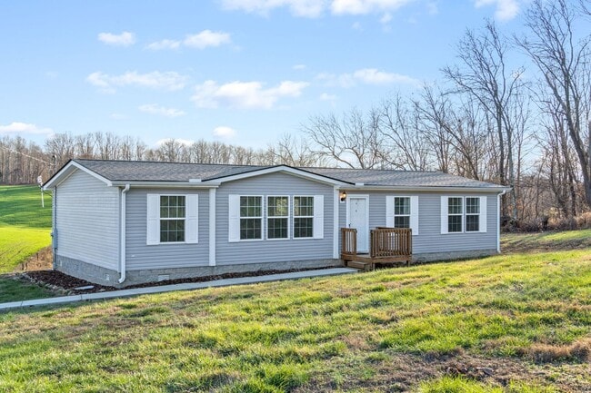 Photo - Pet Friendly Three Bedroom on Five Acres!