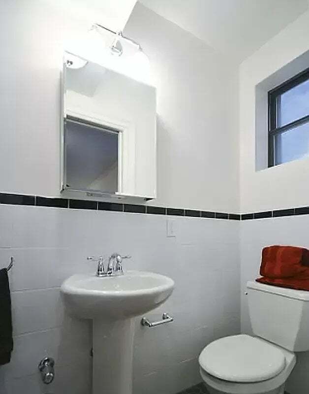 Photo - 170 E 2nd St Unidad 1D
