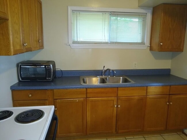 Photo - Chapel Hill/South Merritt Mill Road Apartment