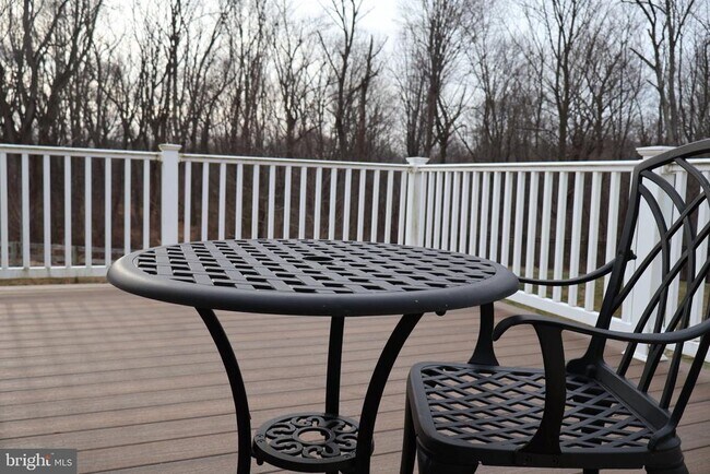 Photo - 659 Thomas Penn Dr