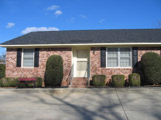 Photo - 37 Althea Cir Apartamento Unidad A