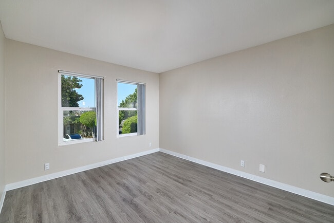 Photo - Parkview Terrace