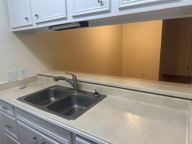 Photo - 7009 N Holiday Dr Unidad 7009