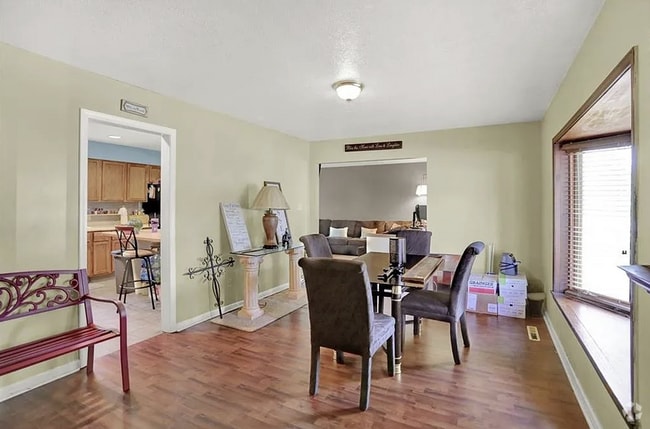 Building Photo - 6037 E 43rd St Rental