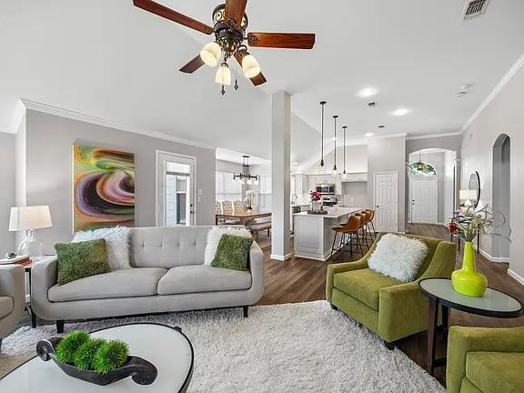 Photo - 10122 Loving Trail Dr