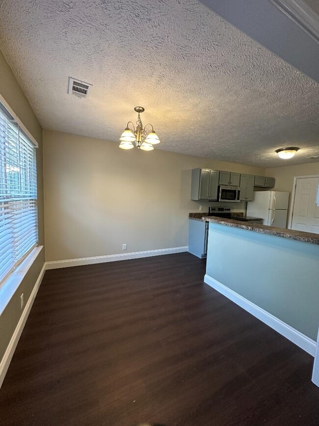 1171 Catawba Way