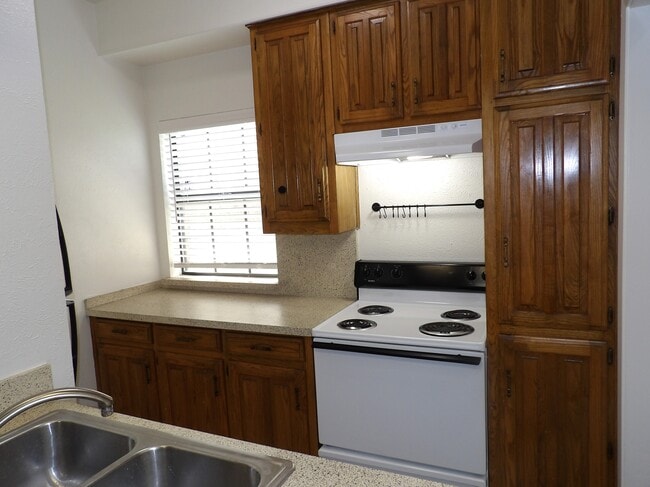 Photo - 3909 Rawlins St