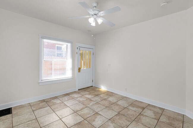 Photo - Eccles-Triplex Unit #2