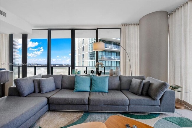 Photo - 480 NE 31st St Unit 2807