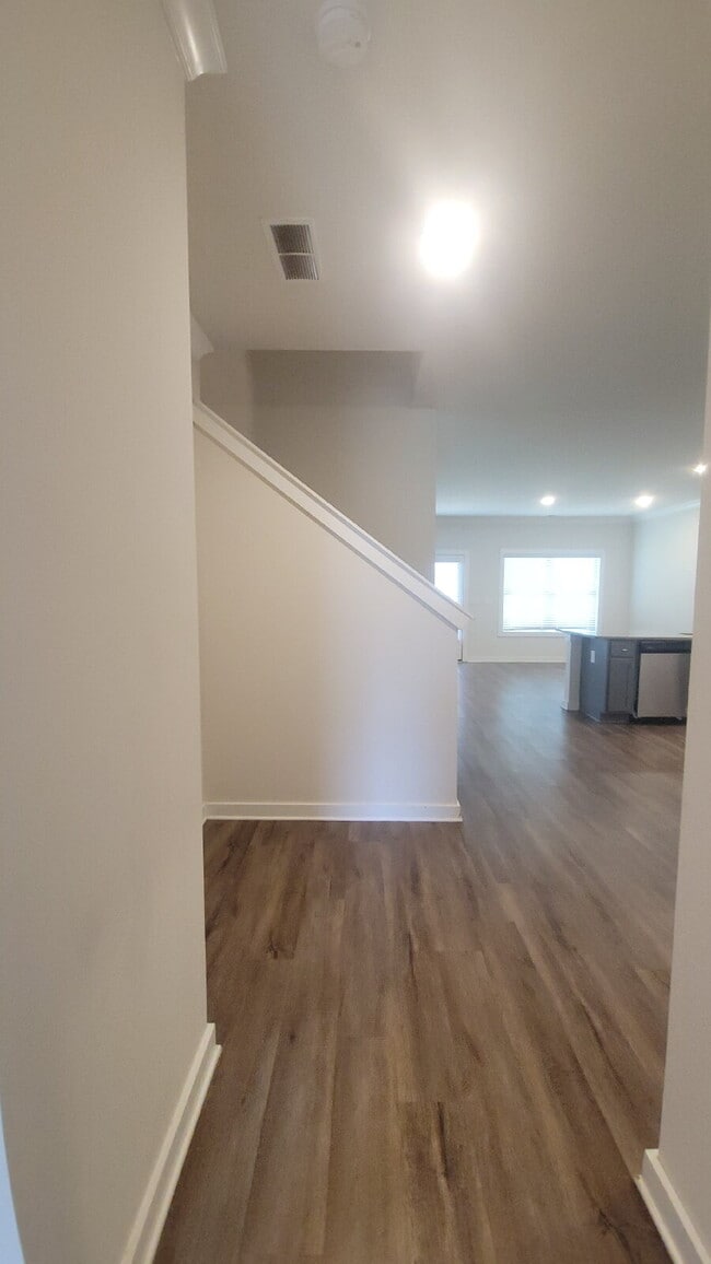 Photo - 7203 Chatfield Wy NW