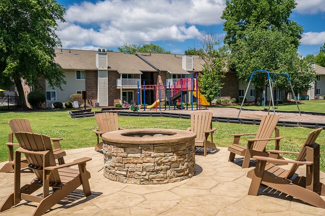 Villas at Oak Crest