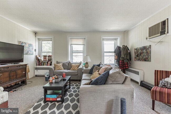 Photo - 6234 Ridge Ave