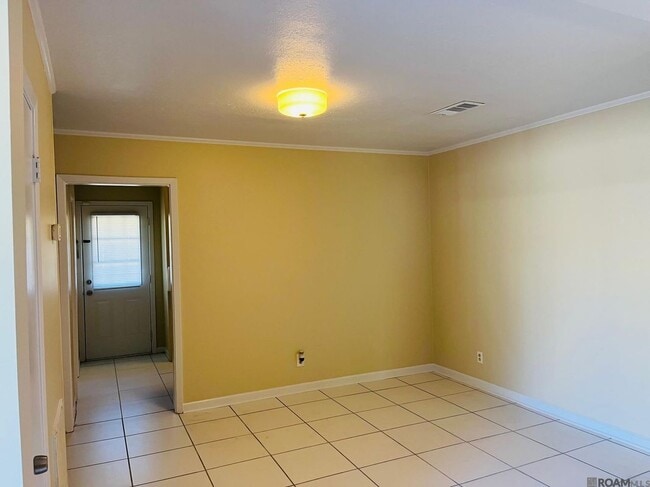 Photo - 308 Alexander Dr