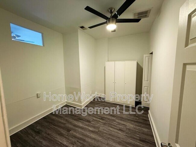 Photo - 1824 St Paul St Unit 3