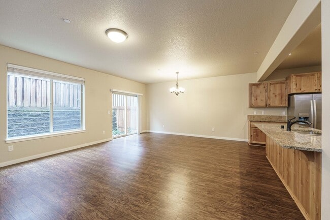 Photo - ASK ABOUT OUR MOVE IN SPECIAL $1000 Year E...