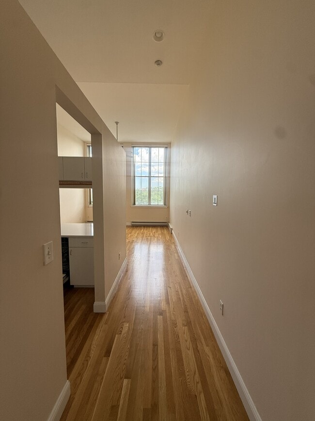 Photo - 240 Heath St