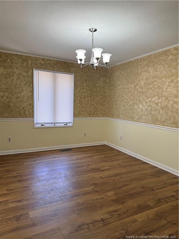 Photo - 425 Dunmore Rd
