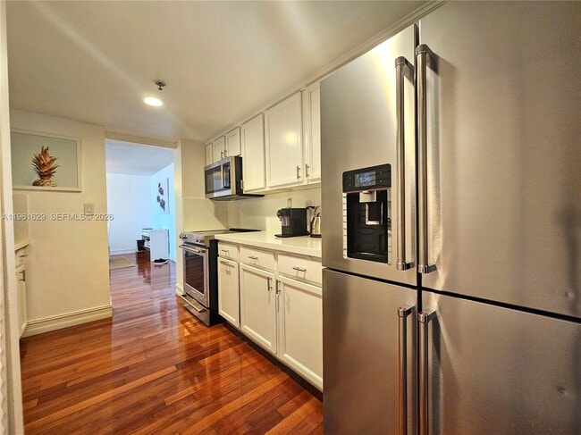 Photo - 3200 Collins Ave Unit 9-6