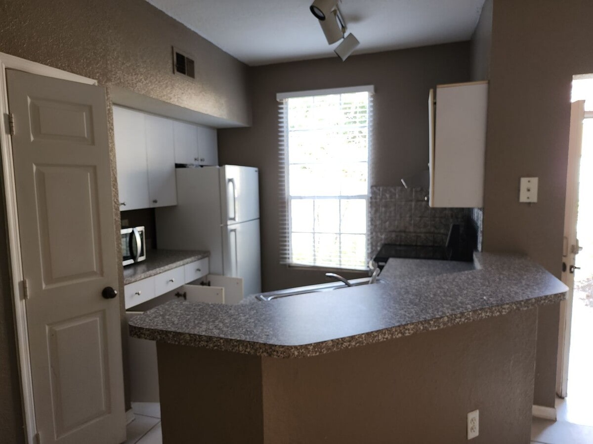 Photo - 1 Bedroom 1 bathroom condo