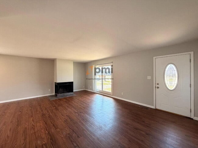 Photo - 2353 McCool Rd