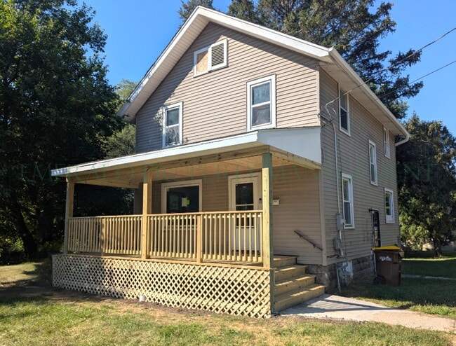Photo - 326 N Independence Ave